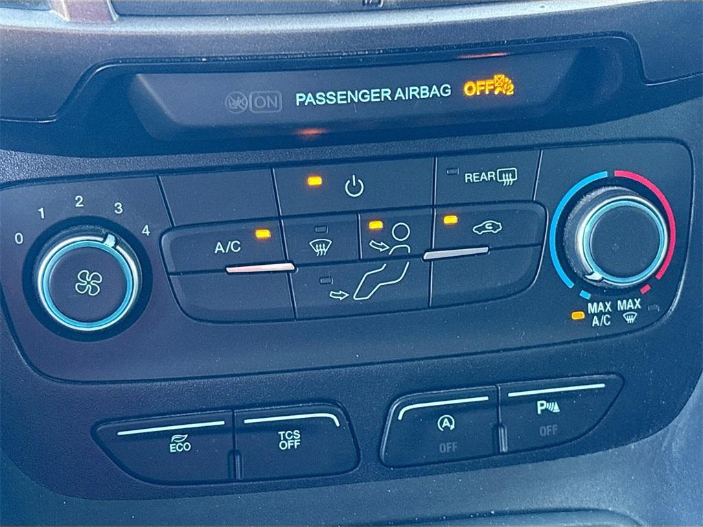 used 2023 Ford Transit Connect car, priced at $28,000