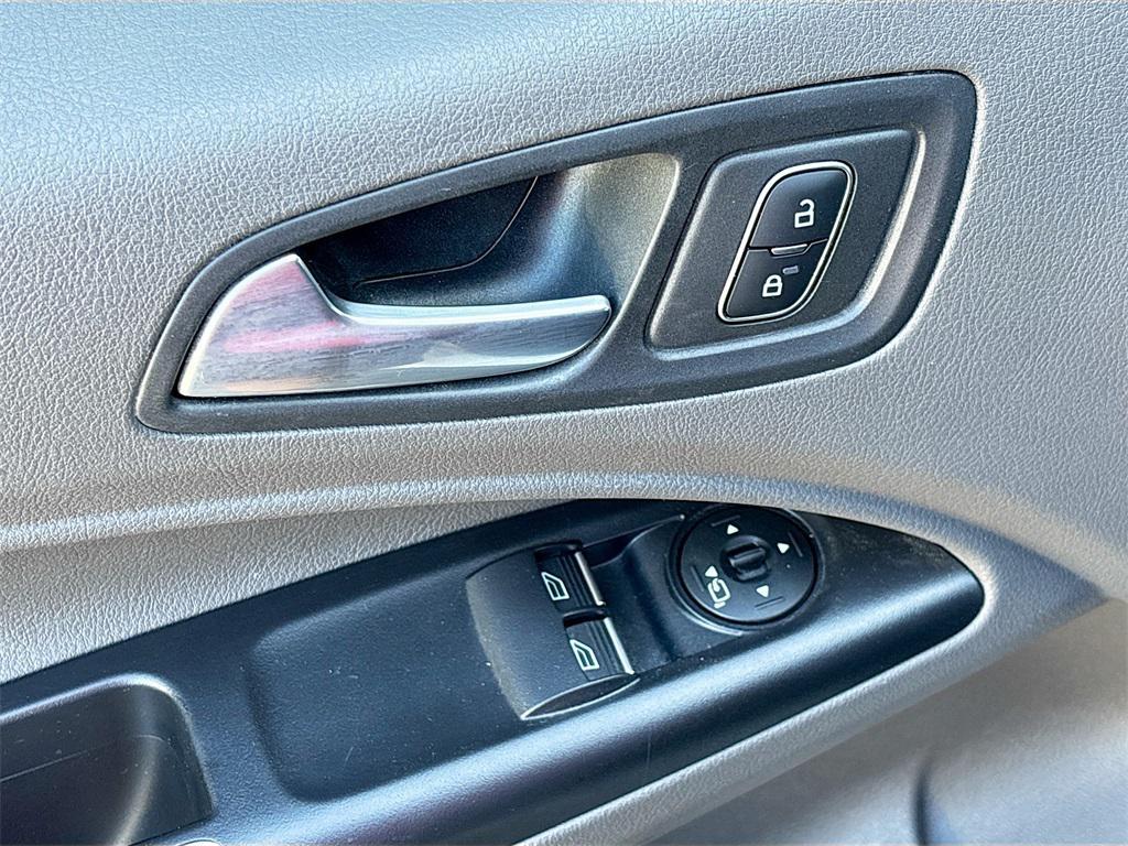 used 2023 Ford Transit Connect car, priced at $28,000