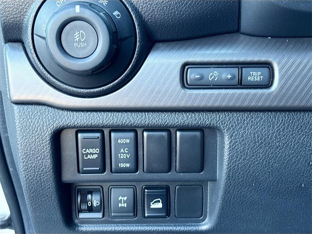 used 2021 Nissan Titan car, priced at $33,000