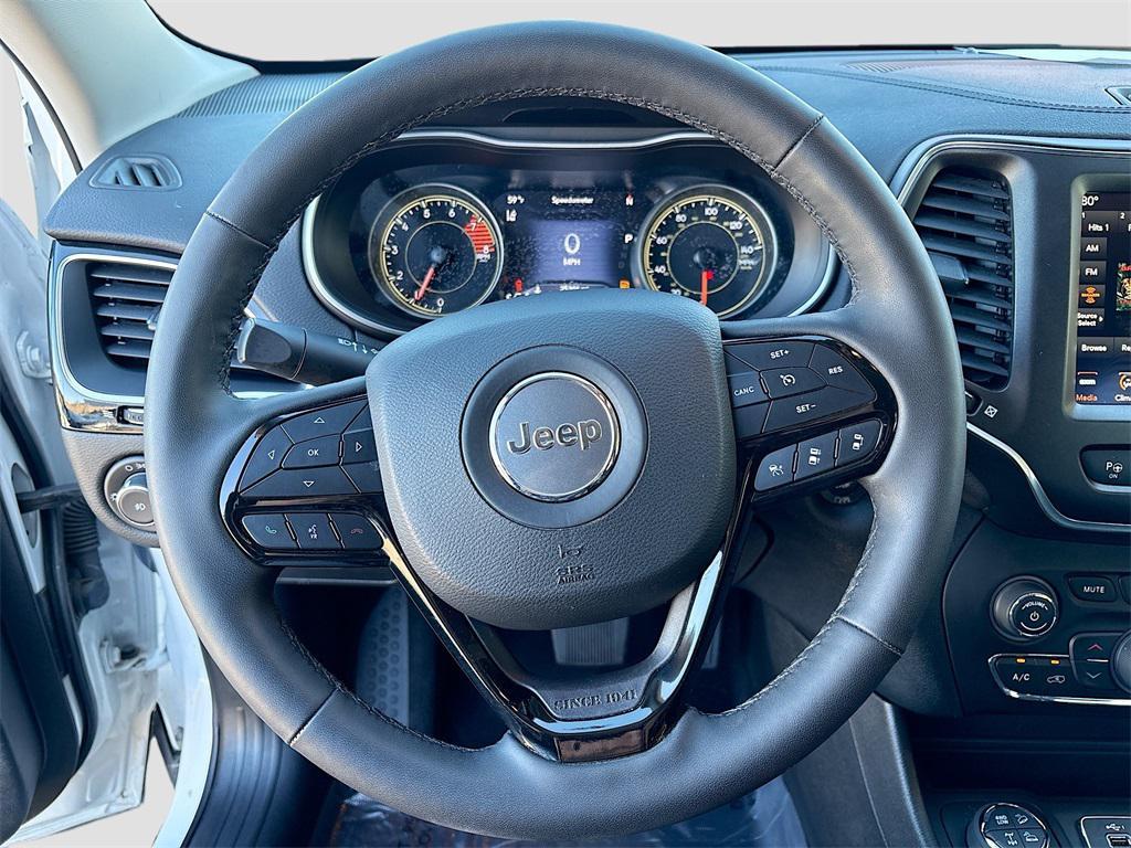 used 2022 Jeep Cherokee car, priced at $22,600