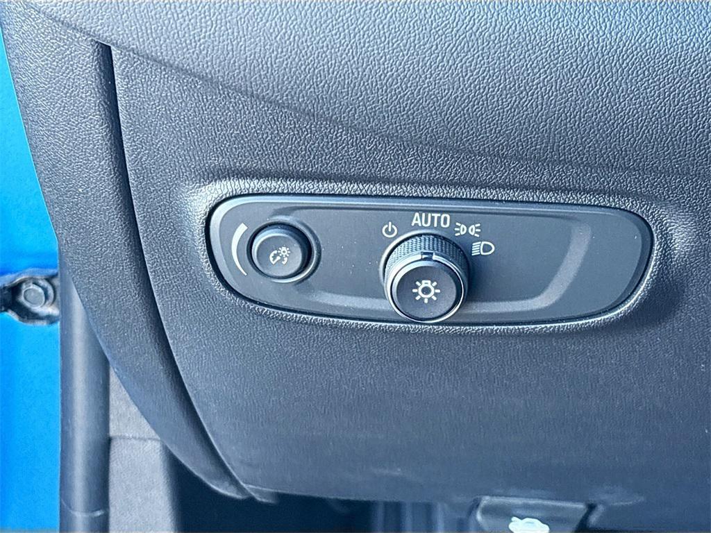 used 2024 Chevrolet Equinox car, priced at $25,800