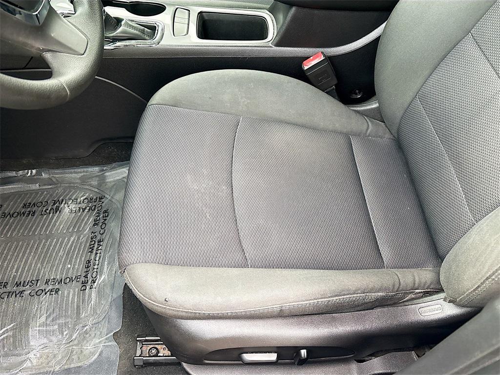 used 2017 Chevrolet Cruze car, priced at $10,400