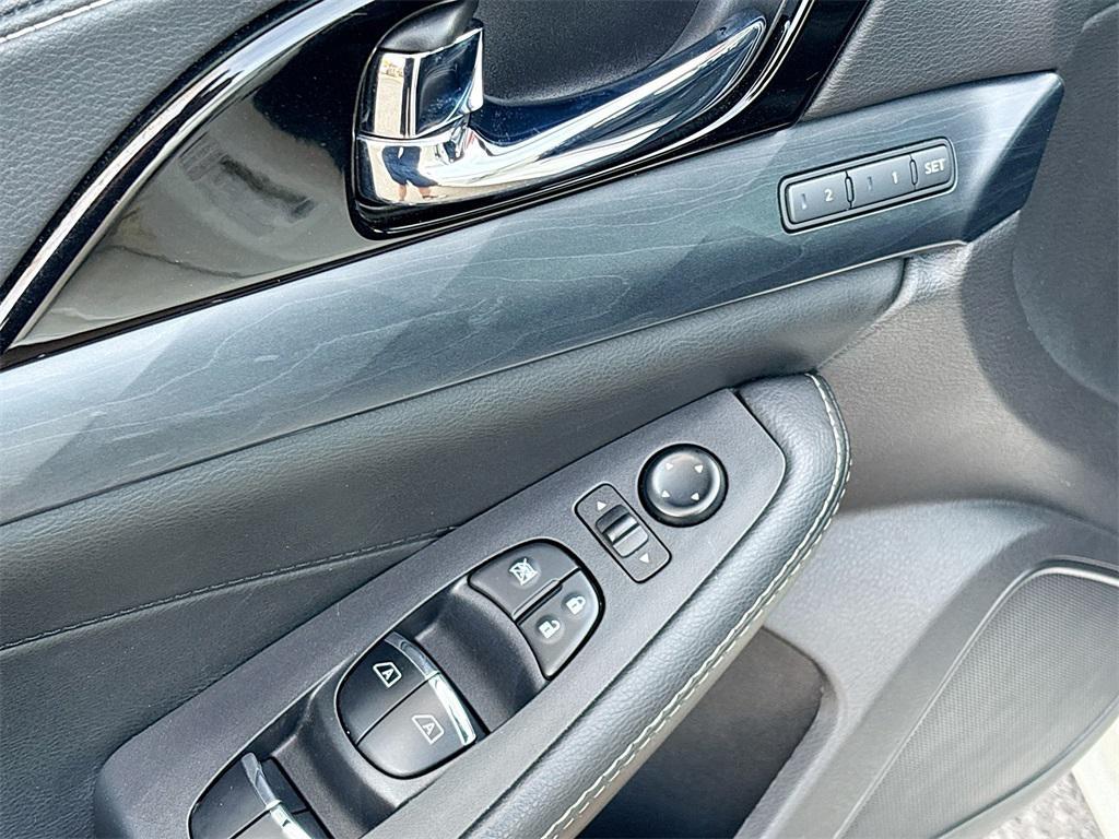 used 2021 Nissan Maxima car, priced at $21,900