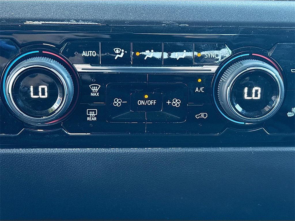 used 2024 Chevrolet Silverado 1500 car, priced at $38,700