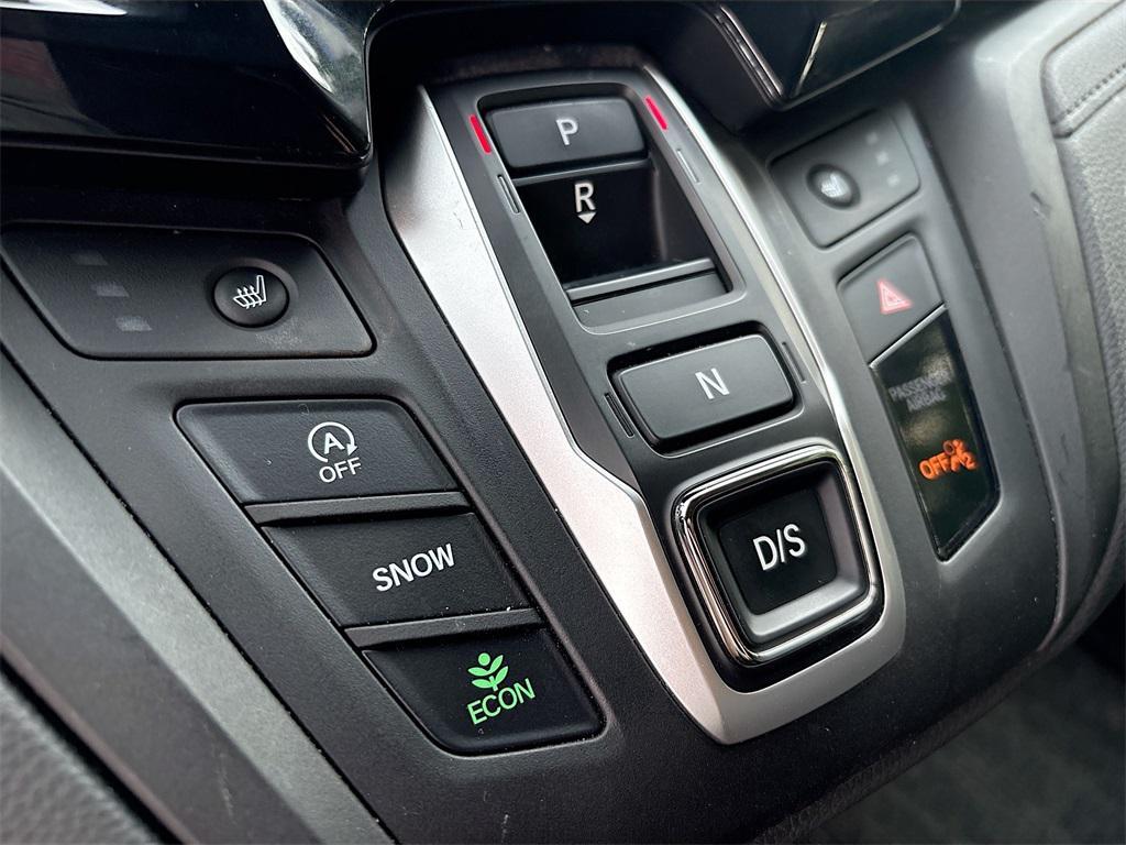 used 2024 Honda Odyssey car, priced at $32,000