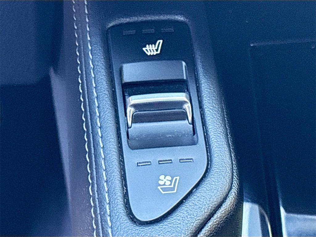 used 2024 Kia Telluride car, priced at $35,800