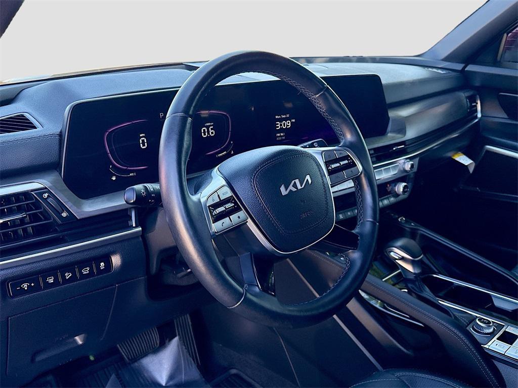 used 2024 Kia Telluride car, priced at $35,800