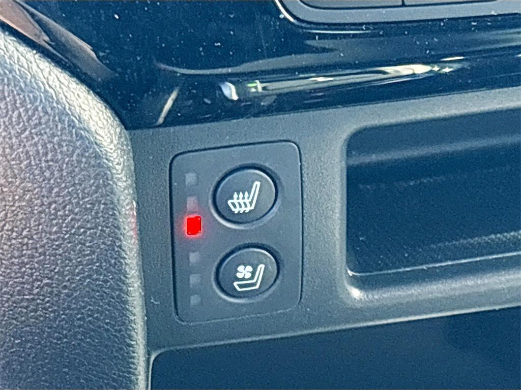 used 2024 Honda Passport car, priced at $33,400