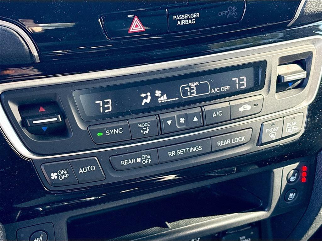 used 2024 Honda Passport car, priced at $33,400