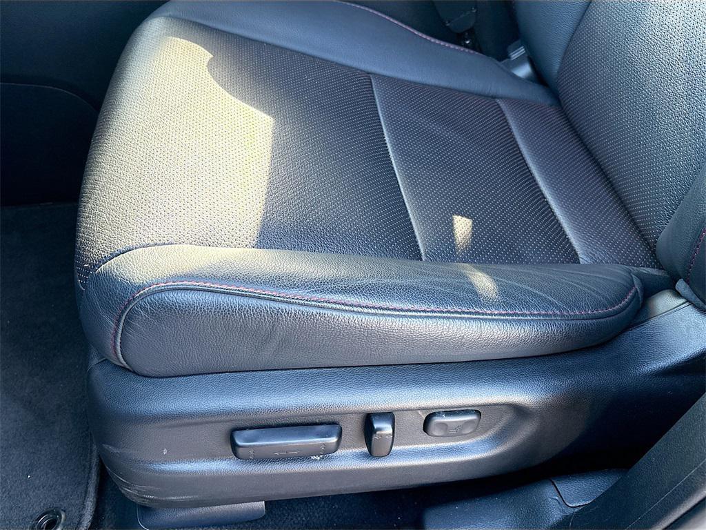 used 2024 Honda Passport car, priced at $33,400