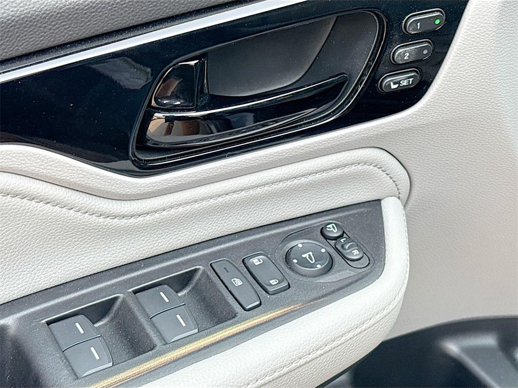 used 2023 Honda Odyssey car, priced at $32,500