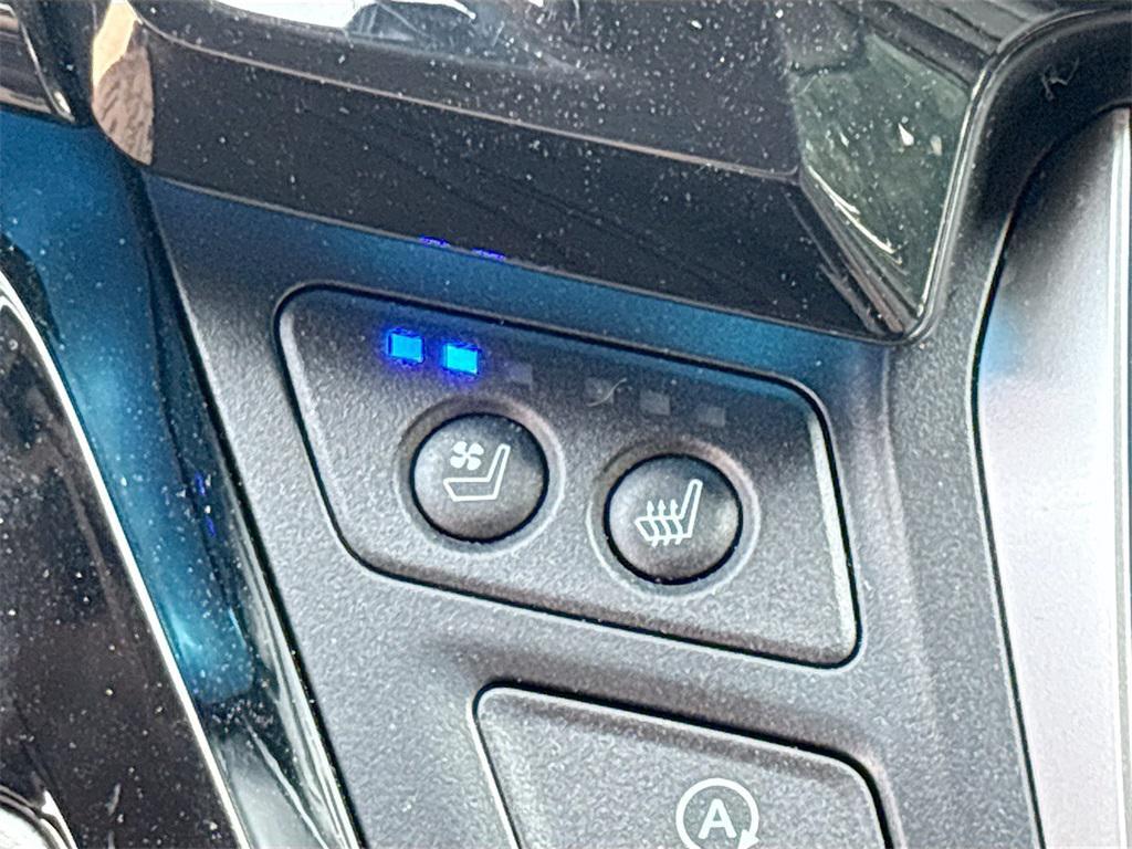 used 2023 Honda Odyssey car, priced at $32,500