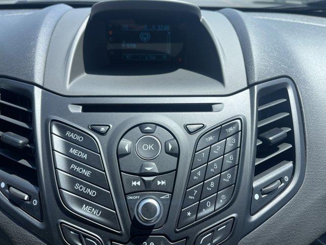 used 2015 Ford Fiesta car