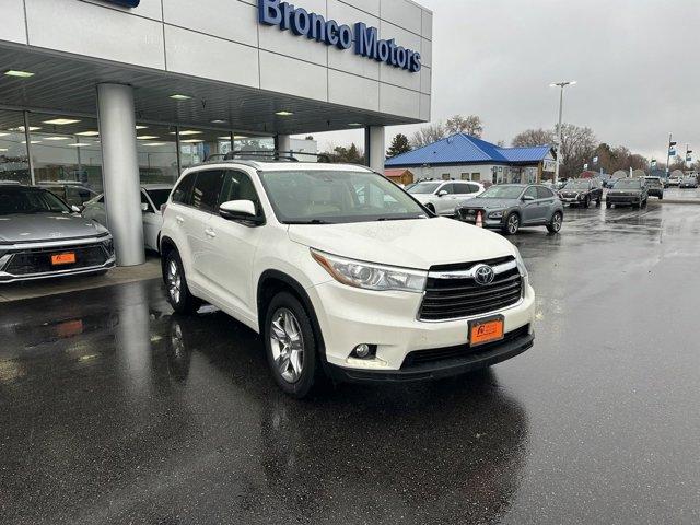 used 2015 Toyota Highlander car, priced at $22,988