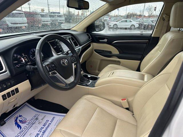 used 2015 Toyota Highlander car, priced at $22,988