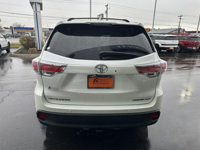 used 2015 Toyota Highlander car, priced at $22,988