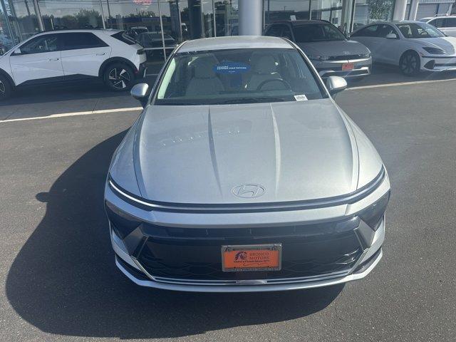 used 2024 Hyundai Sonata Hybrid car, priced at $33,998