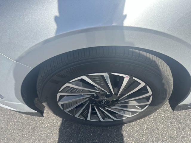 used 2024 Hyundai Sonata Hybrid car, priced at $33,998