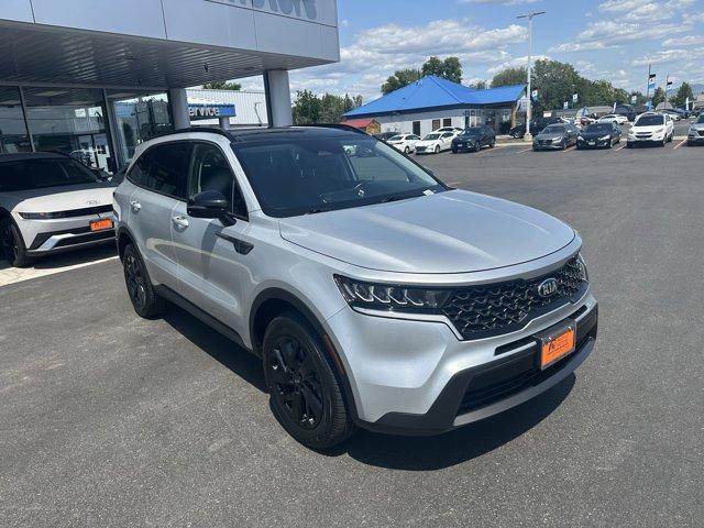 used 2021 Kia Sorento car, priced at $27,498