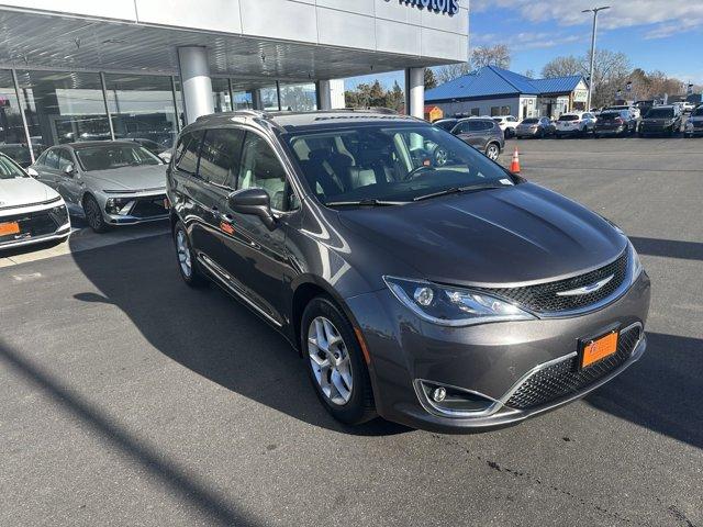 used 2018 Chrysler Pacifica car, priced at $19,395