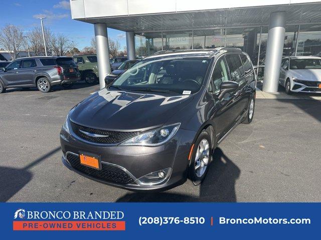 used 2018 Chrysler Pacifica car, priced at $19,498