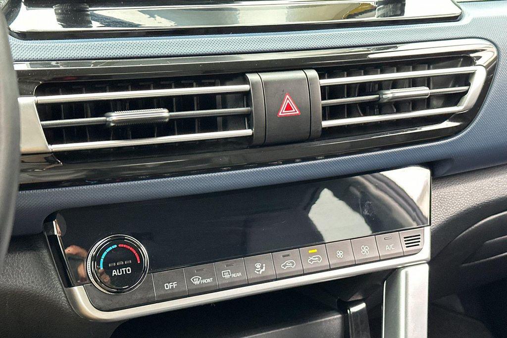 used 2023 Kia Seltos car, priced at $19,995