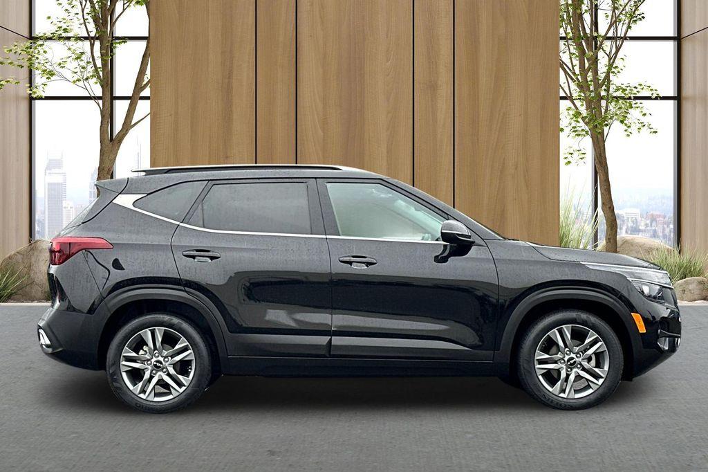 used 2023 Kia Seltos car, priced at $19,995