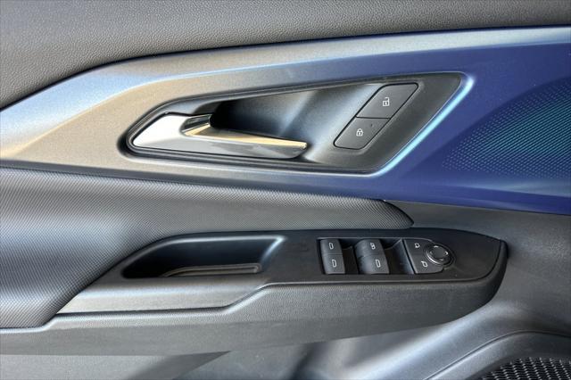 new 2025 Chevrolet Equinox EV car, priced at $44,095