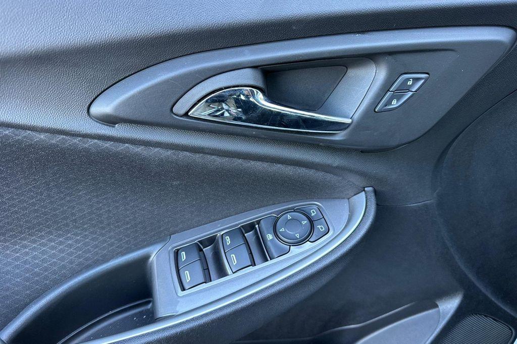 new 2025 Chevrolet Malibu car, priced at $29,545