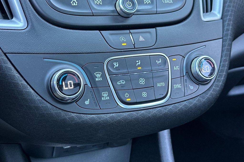 new 2025 Chevrolet Malibu car, priced at $29,545