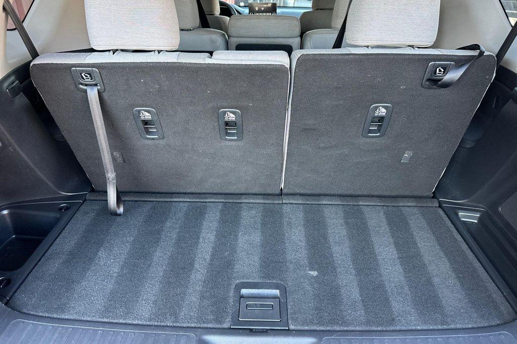 used 2023 Honda Pilot car, priced at $27,795