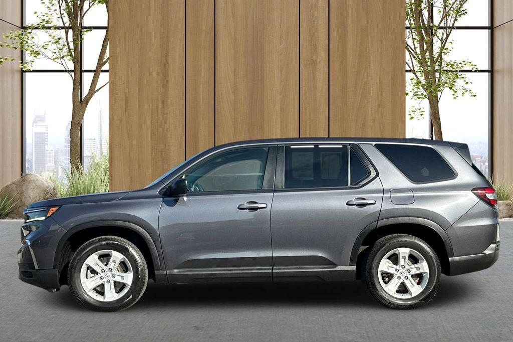 used 2023 Honda Pilot car, priced at $27,795