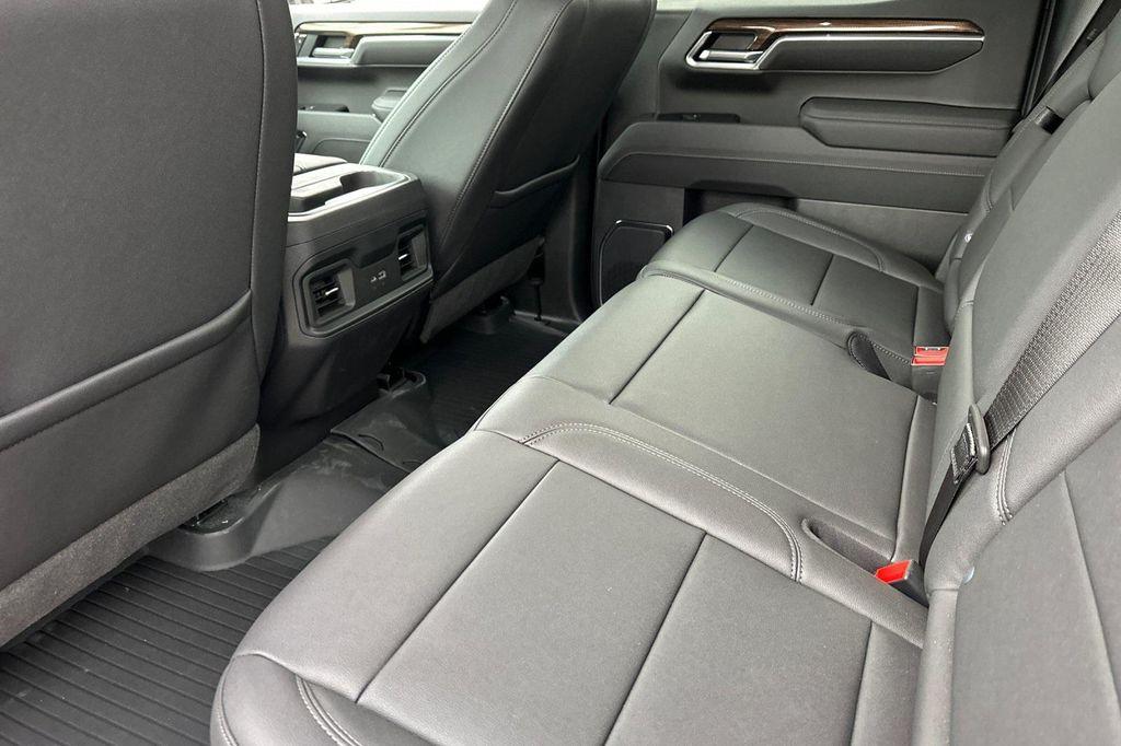 new 2025 Chevrolet Silverado 1500 car