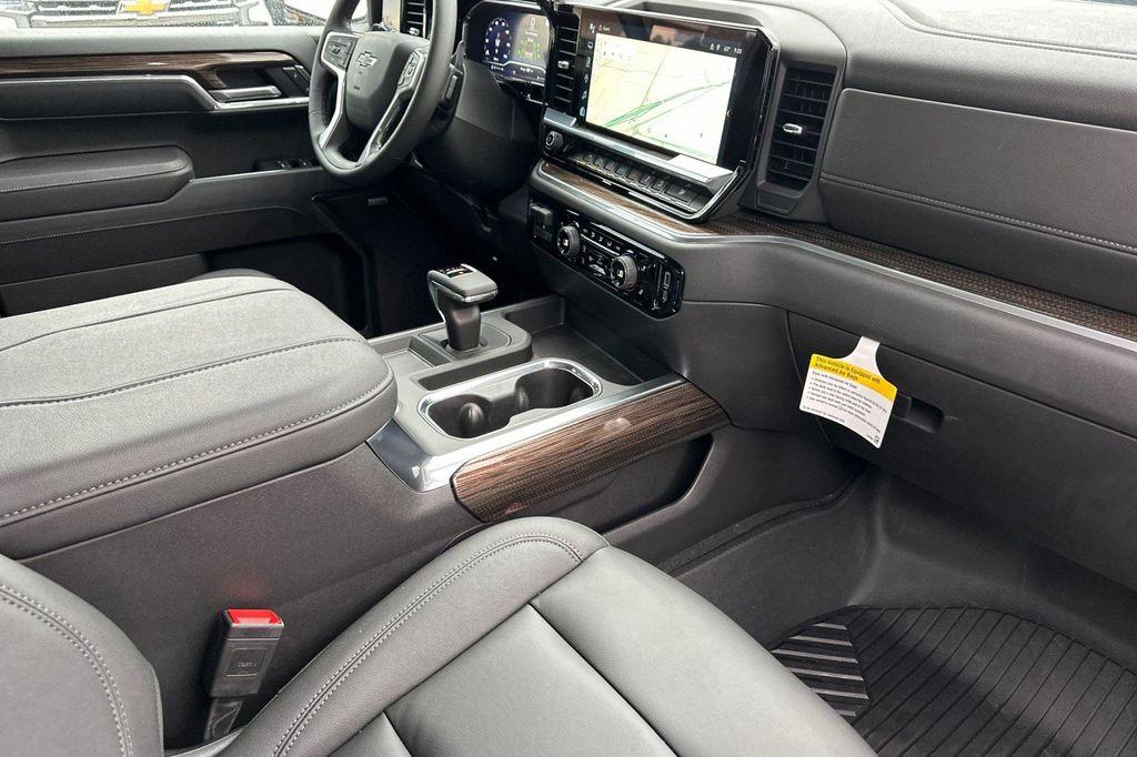 new 2025 Chevrolet Silverado 1500 car