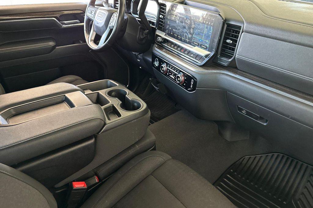 used 2022 GMC Sierra 1500 car, priced at $33,995
