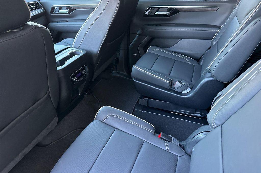 new 2025 Chevrolet Tahoe car, priced at $79,315
