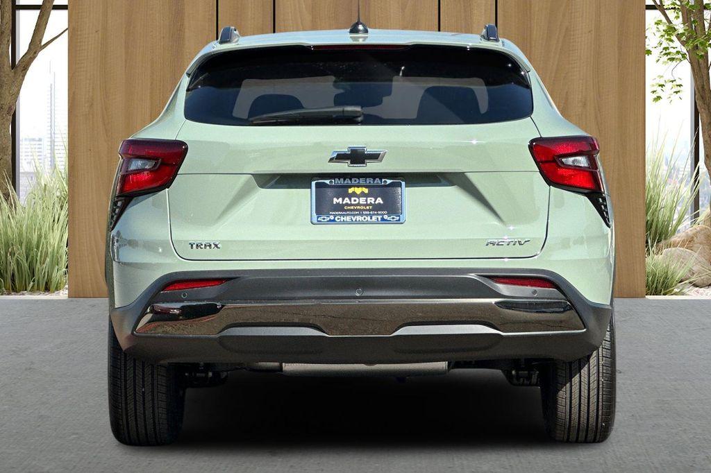 new 2025 Chevrolet Trax car, priced at $26,955