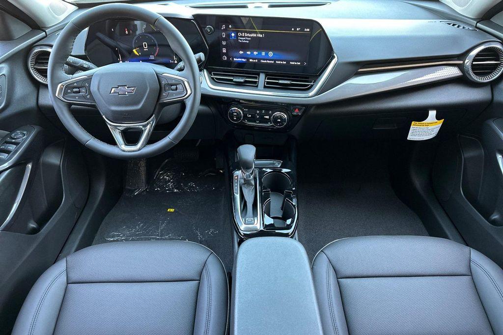new 2025 Chevrolet Trax car, priced at $26,955