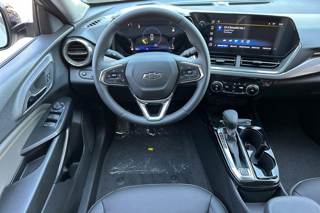 new 2025 Chevrolet Trax car, priced at $26,955