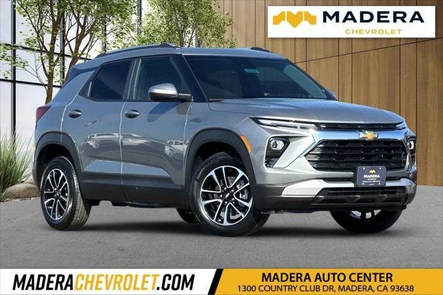 new 2025 Chevrolet TrailBlazer car, priced at $27,499