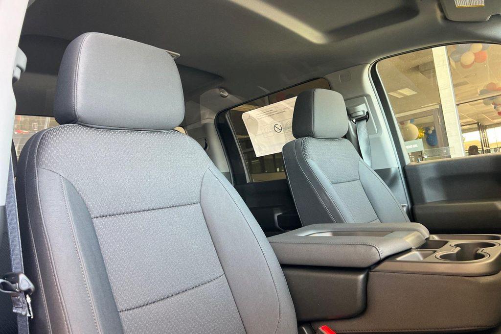new 2025 Chevrolet Silverado 2500 car, priced at $61,420