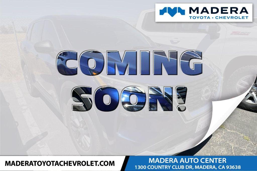 used 2022 Nissan Rogue car, priced at $22,150