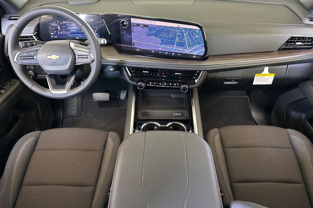 new 2025 Chevrolet Suburban car, priced at $61,995