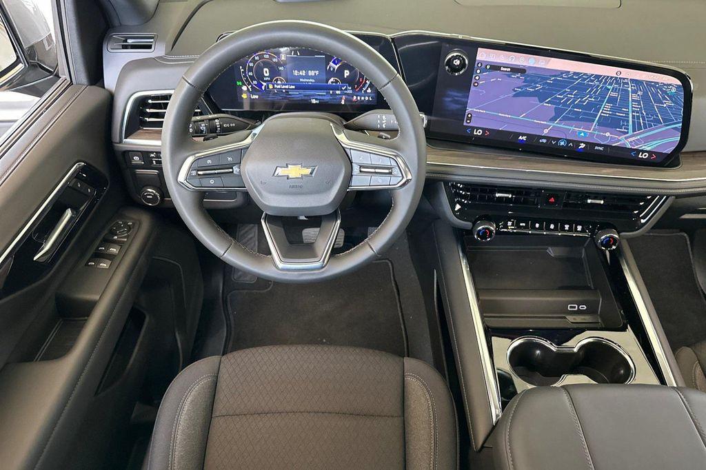 new 2025 Chevrolet Suburban car, priced at $61,995