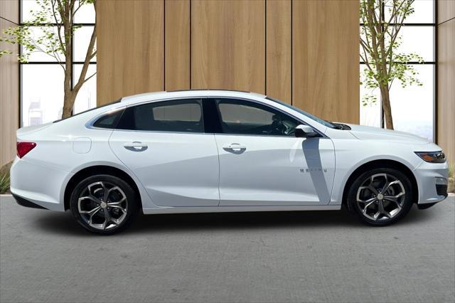 new 2025 Chevrolet Malibu car, priced at $26,599