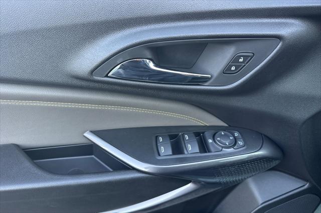 new 2025 Chevrolet Trax car, priced at $27,585