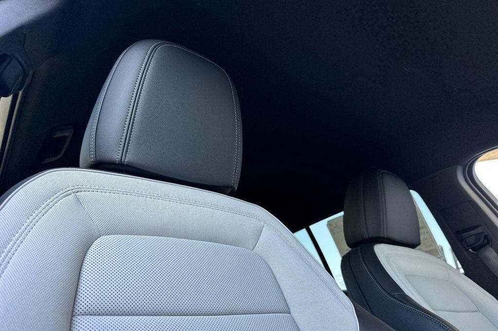 new 2026 Chevrolet Equinox EV car, priced at $44,290