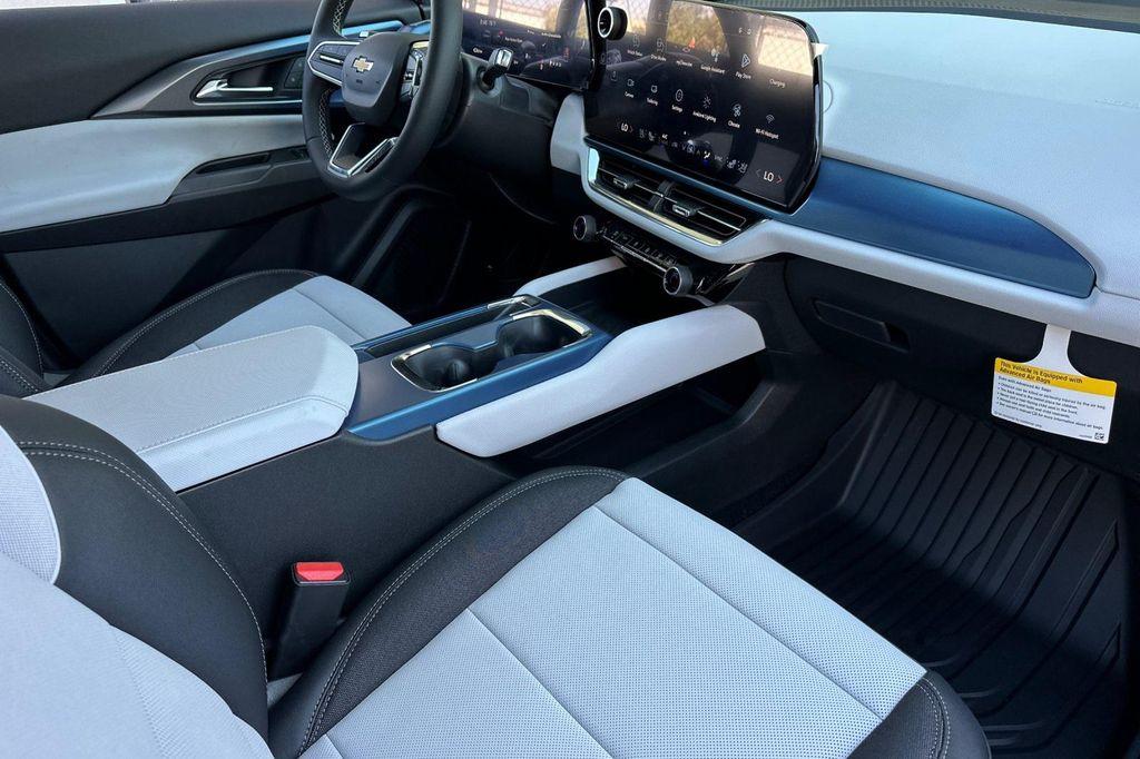 new 2026 Chevrolet Equinox EV car, priced at $44,290