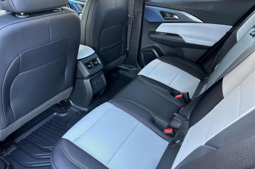 new 2026 Chevrolet Equinox EV car, priced at $44,290