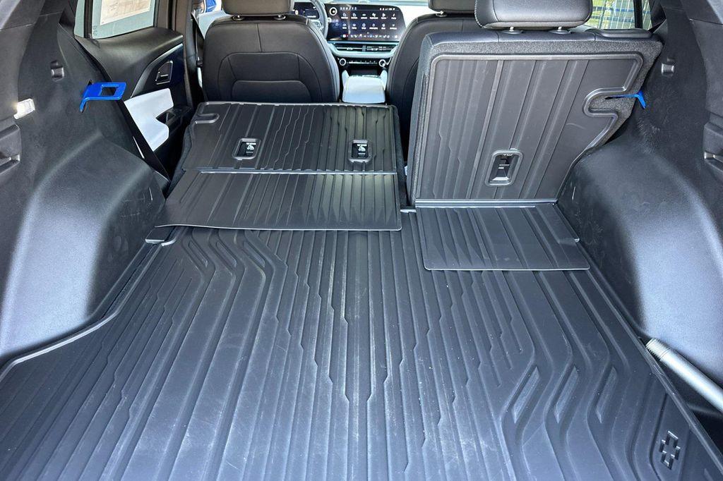 new 2026 Chevrolet Equinox EV car, priced at $44,290